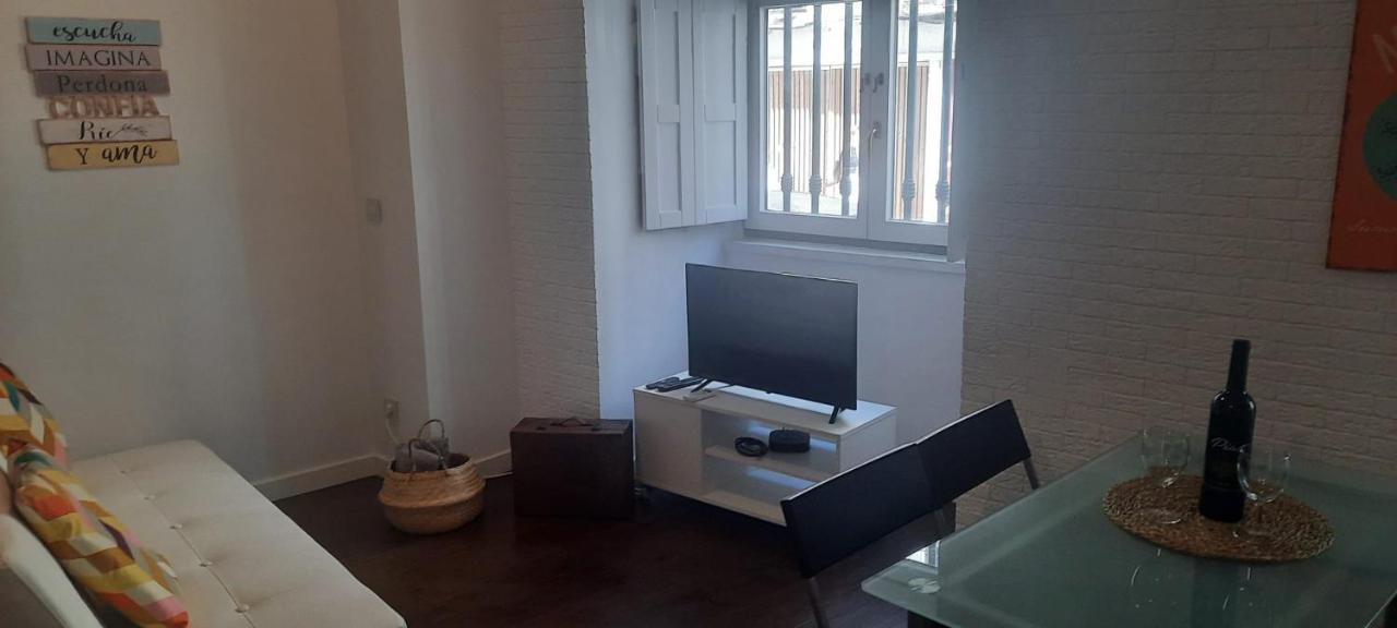 Apartamento Lud - Santos Apartamento Lisboa Habitación foto